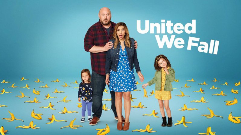 《合家闹翻天第一季》United We Fall 迅雷下载